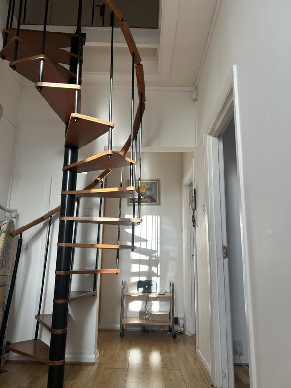 Room Saltram Crescent in City of Westminster