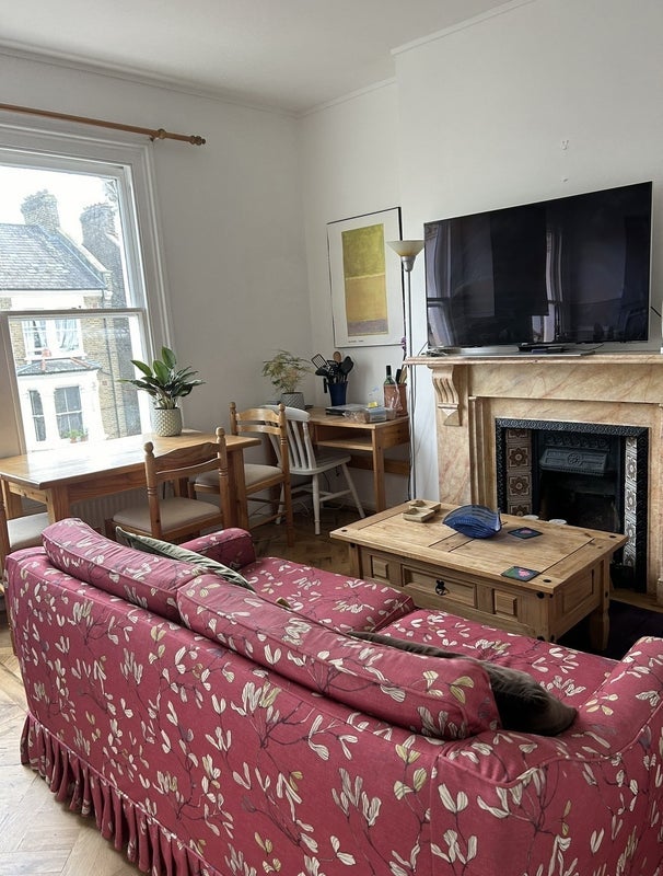 Room Saltram Crescent in City of Westminster