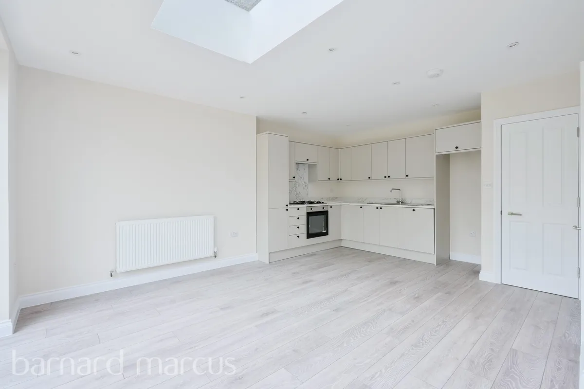 House Hughenden Road in Greater London