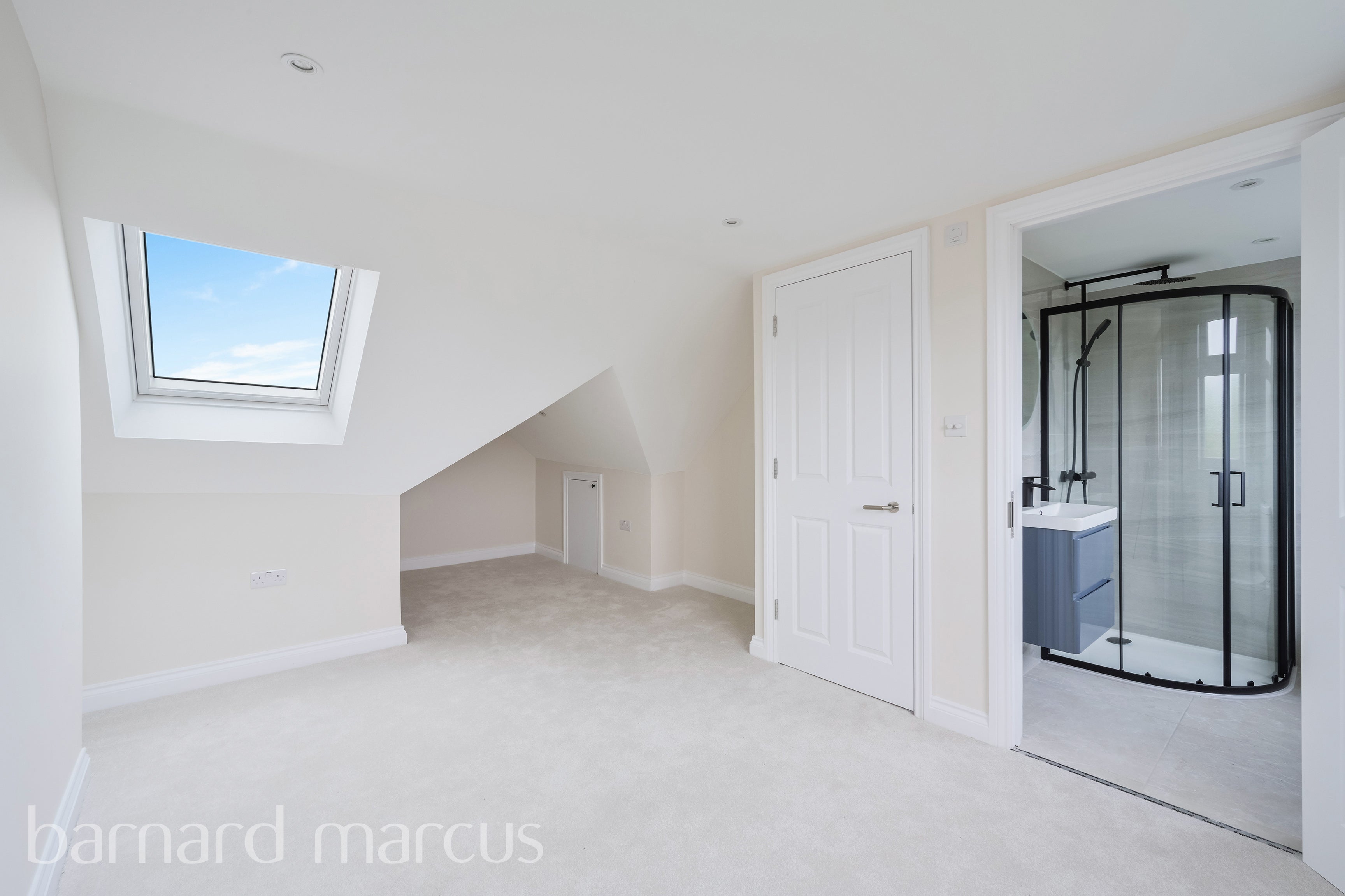 House Hughenden Road in Greater London