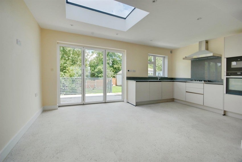 House Uxendon Hill in Greater London