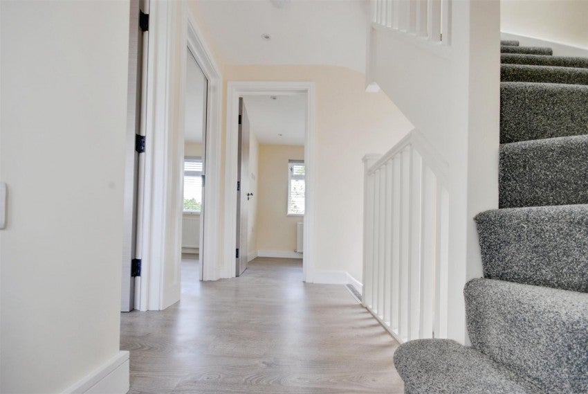 House Uxendon Hill in Greater London