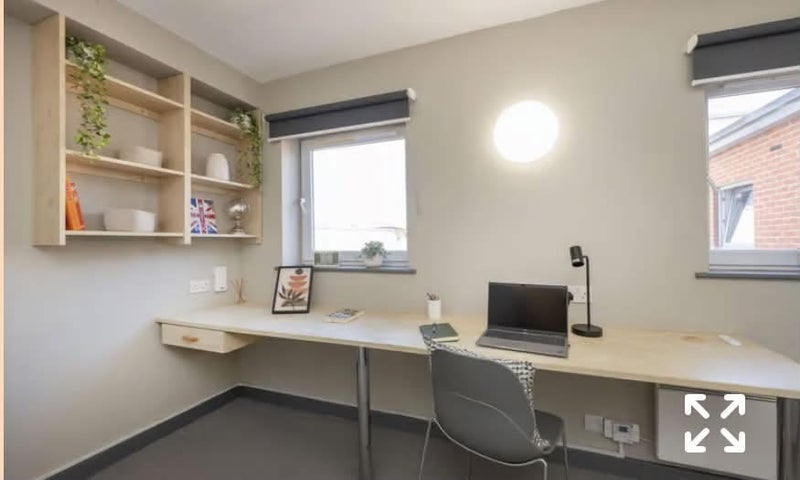 Room St Ann's Well Road in Nottingham