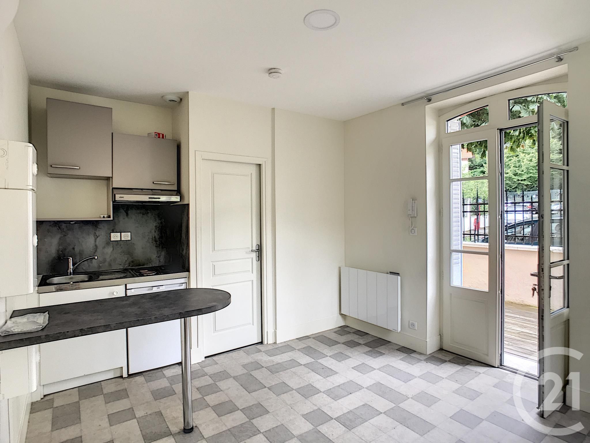 Flat Rue Alfred Punett in Châtel-Guyon