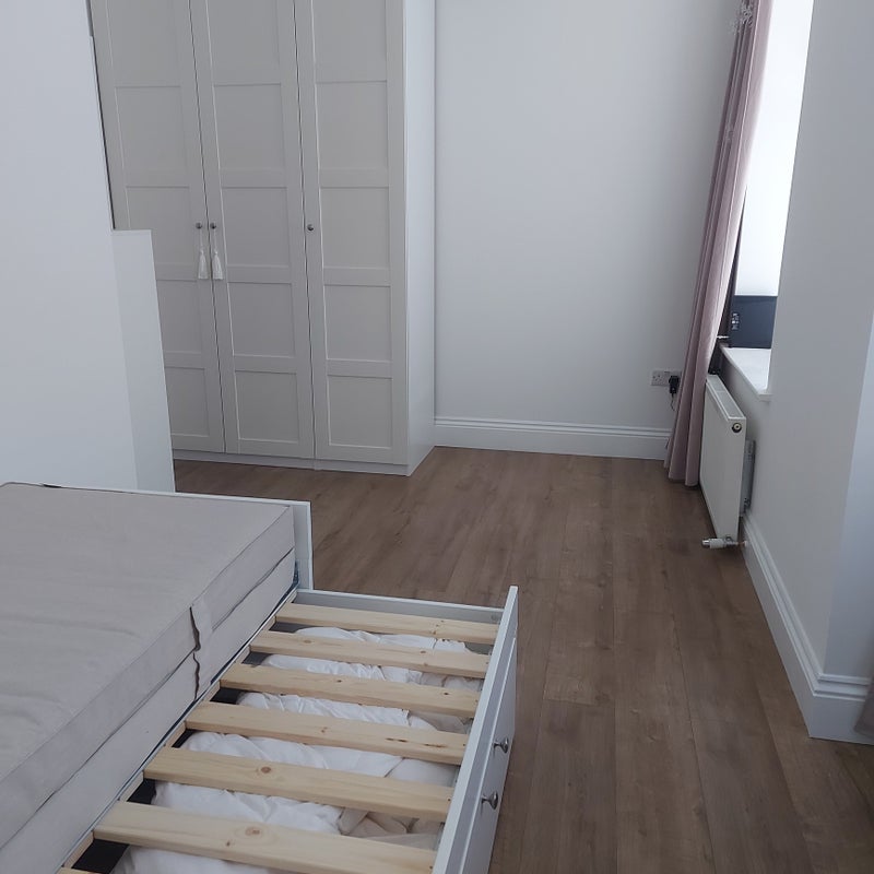 Room Church Street in Greater London