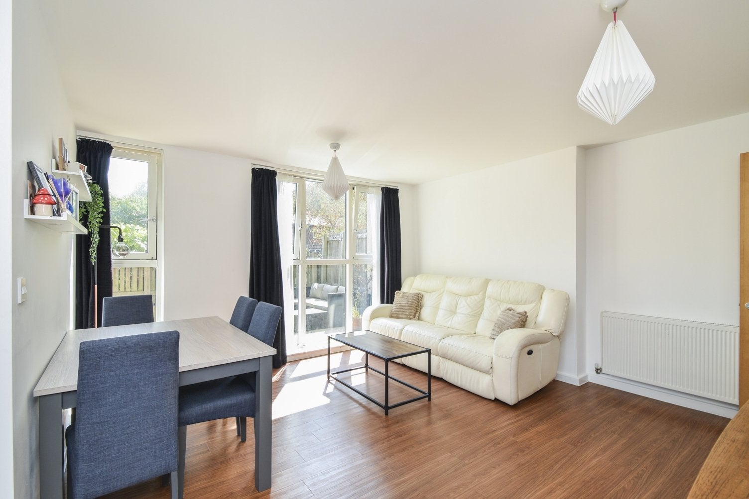 Flat Ashmore Road in Greater London