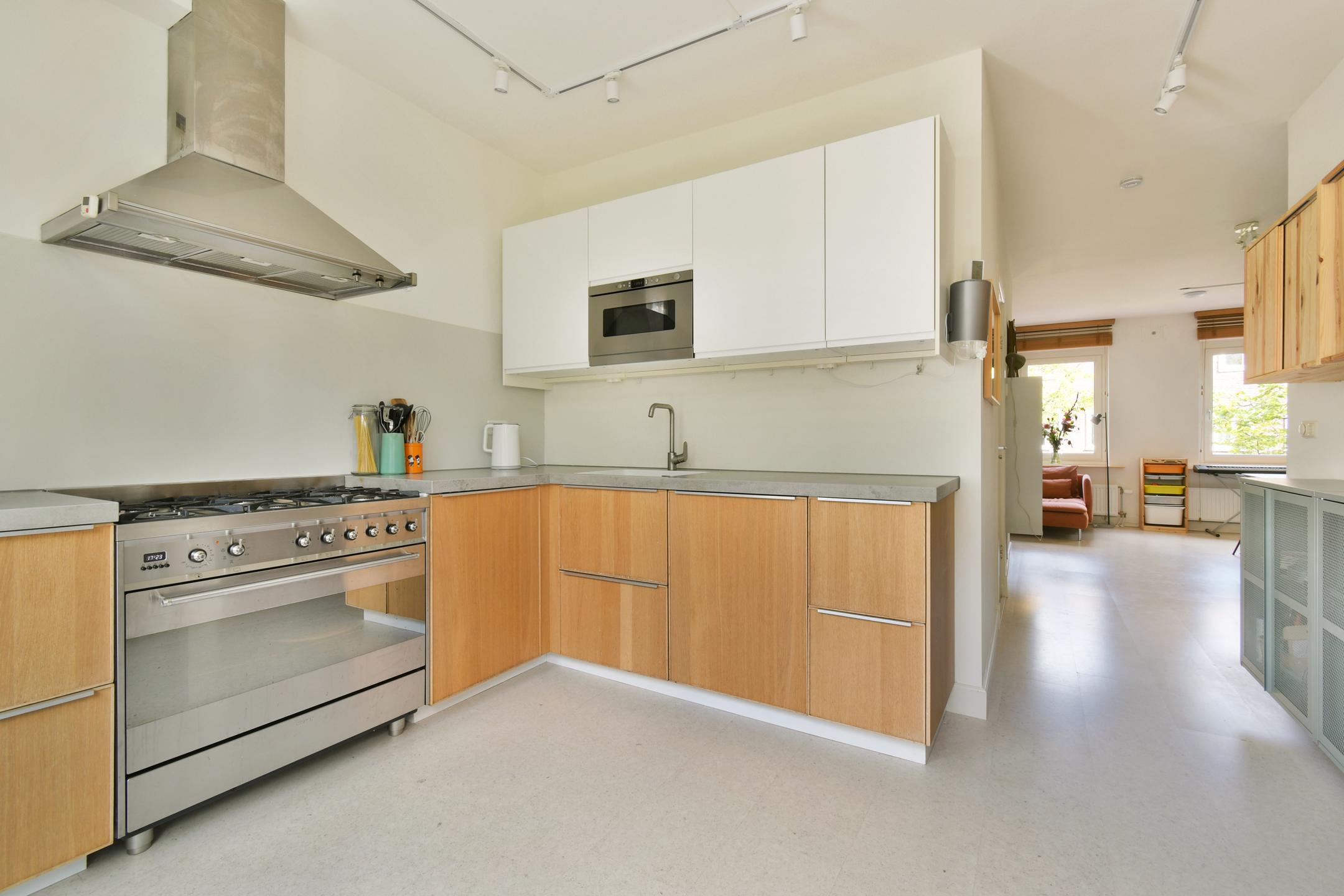 Appartement te koop: Orteliusstraat 181-3, Amsterdam
