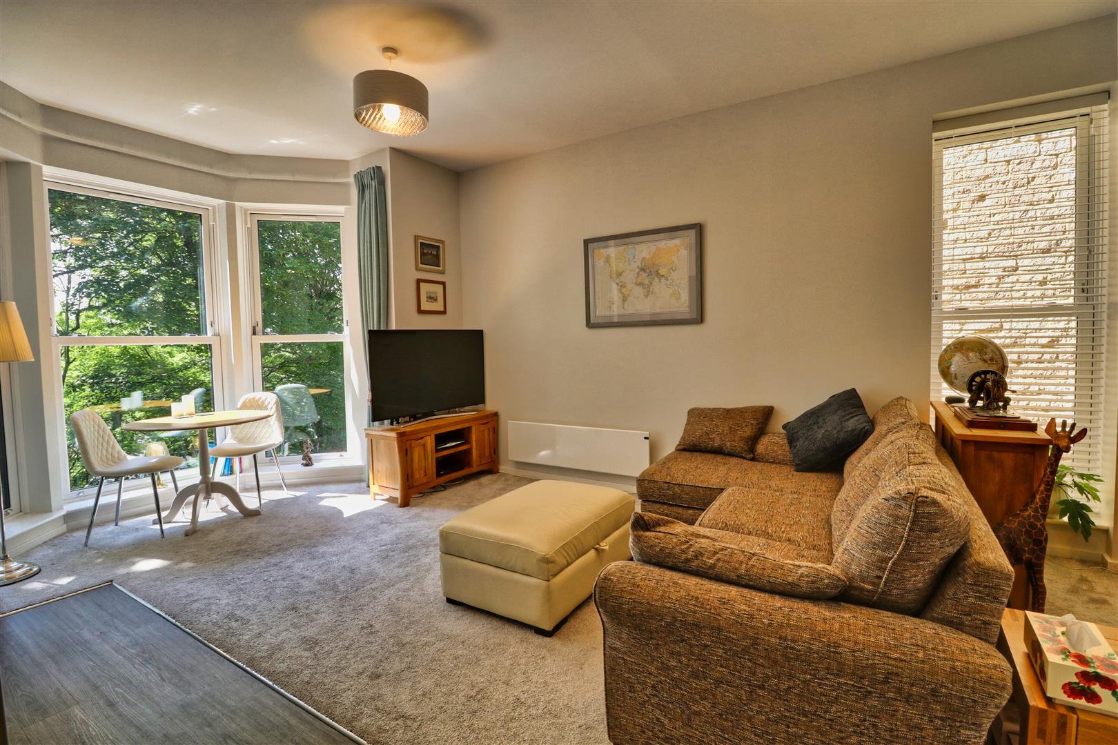 Flat Clarence Road in Leeds