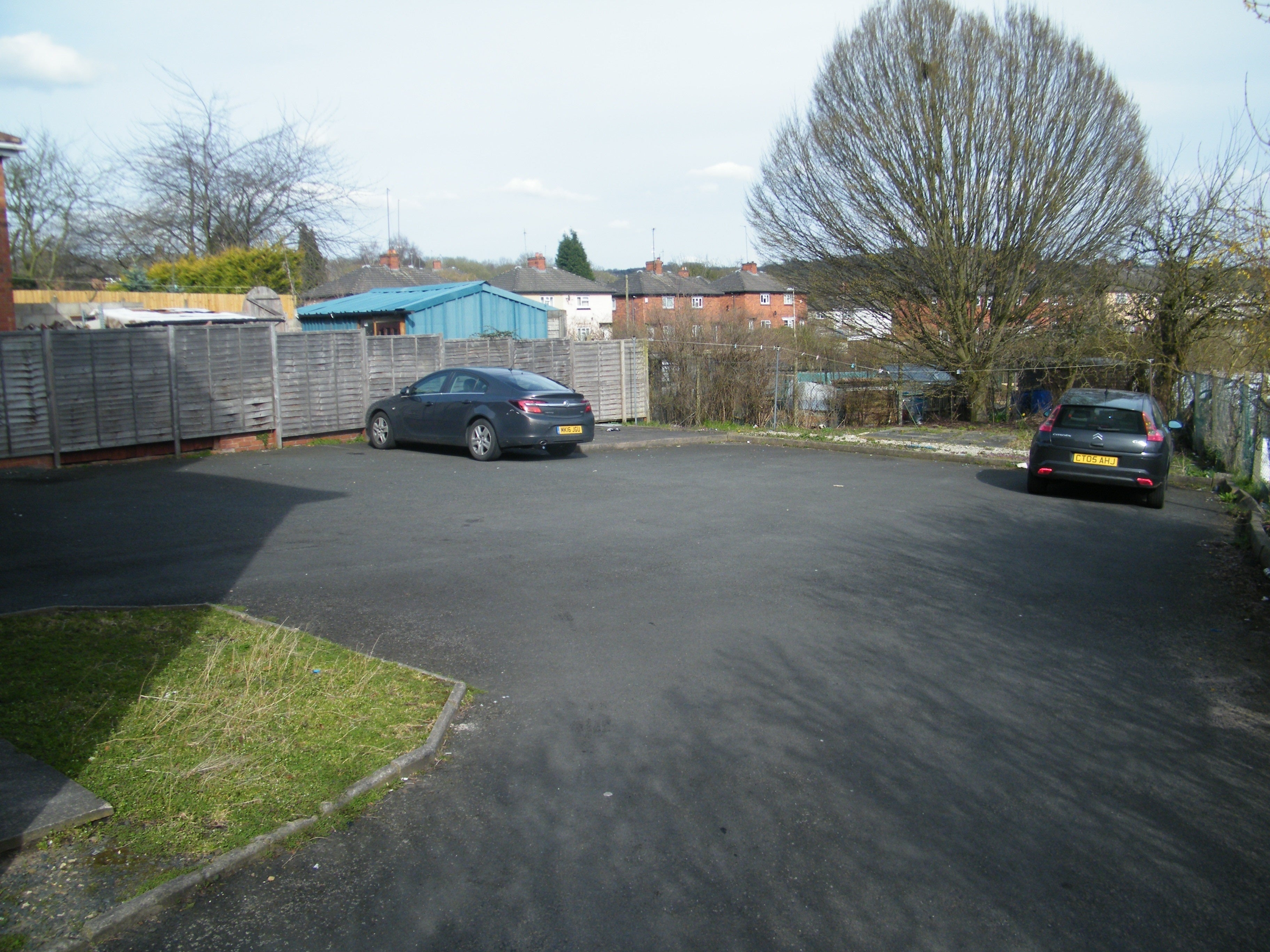 Flat Baptist End Road in Dudley