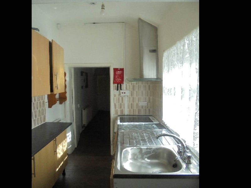 Room Darnley Street in Stoke-on-Trent