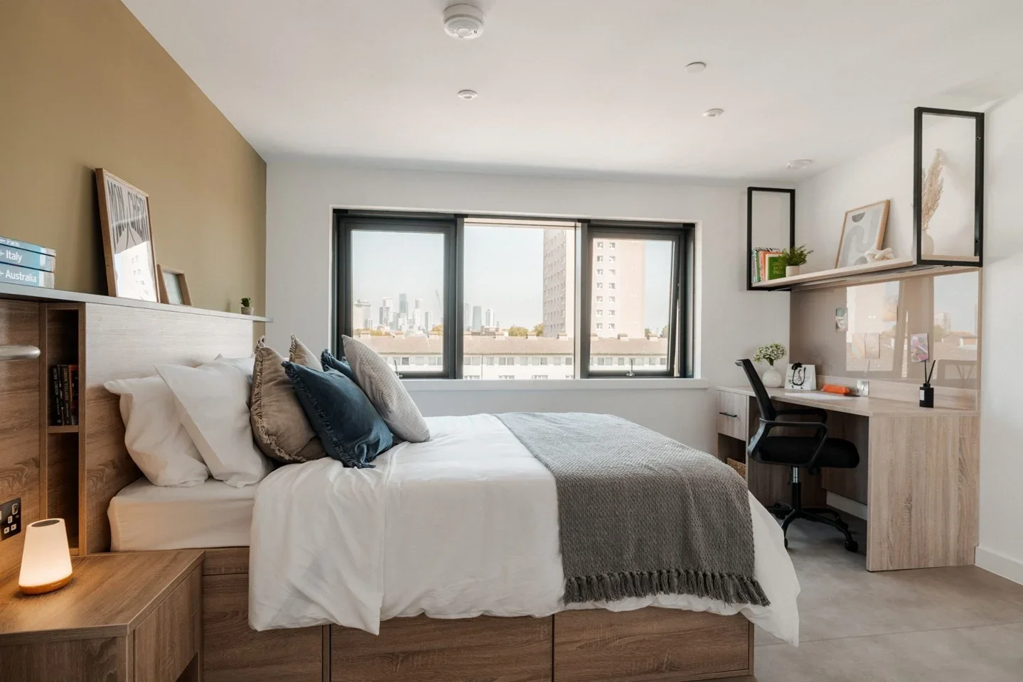 Room Childers Street in Greater London