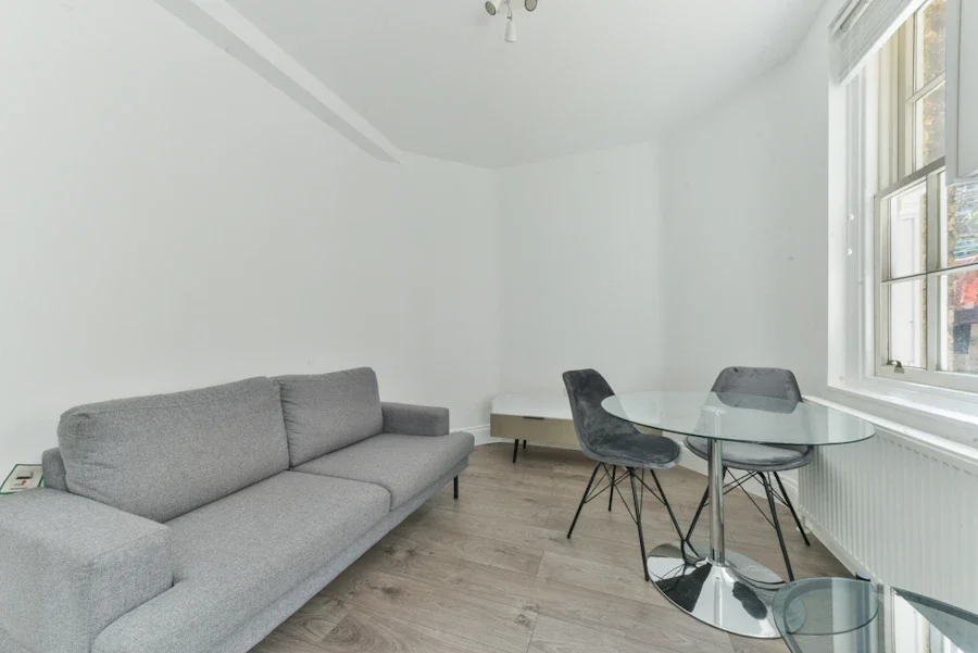 Flat Bryanston Street in London