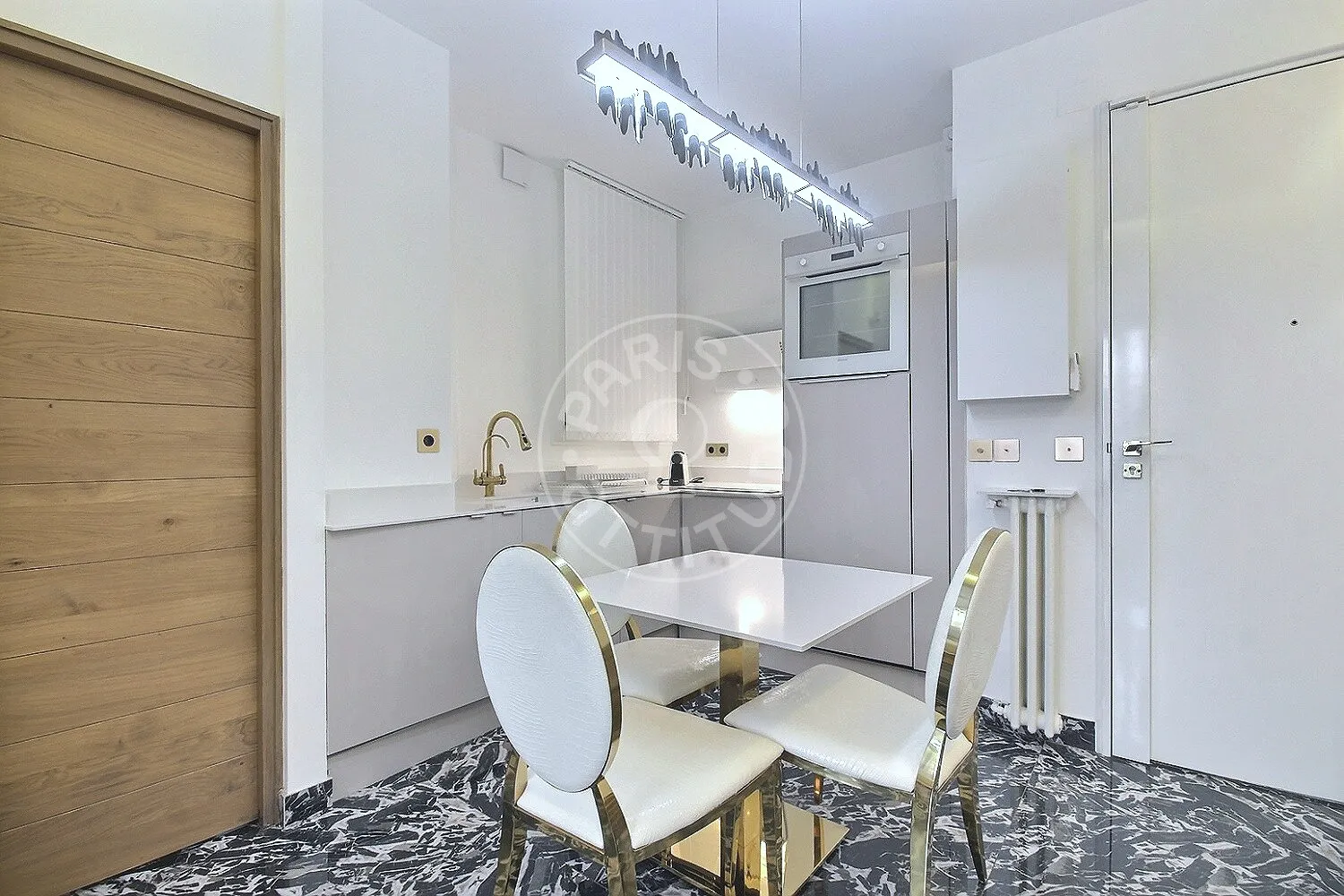 Appartement Rue Molitor à Paris