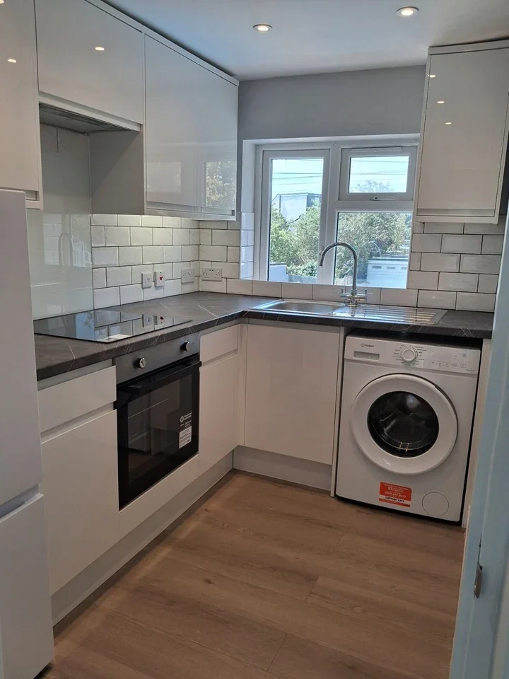 Flat Cayton Road in Greater London