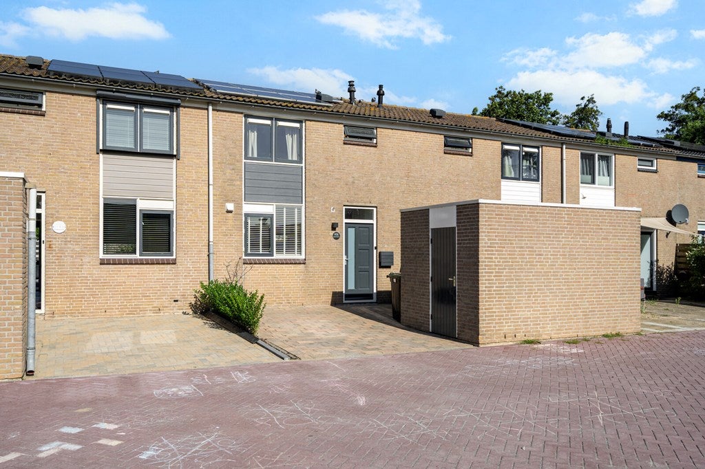 Huis Kruiszwin 4136 in Julianadorp