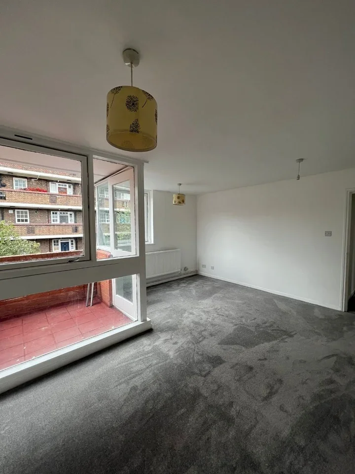 Flat Frampton Street in City of Westminster