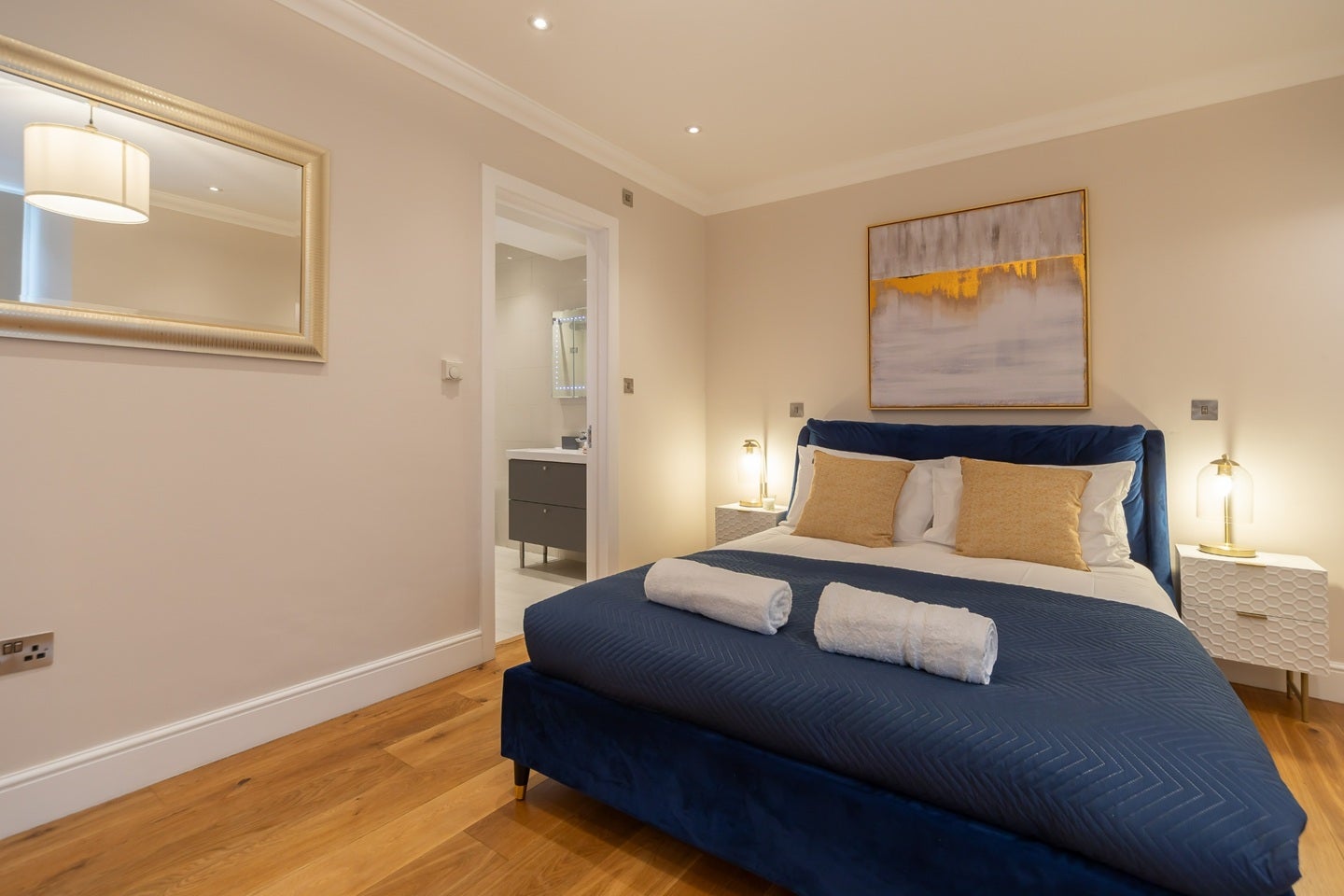 Room Sydney Place in Greater London