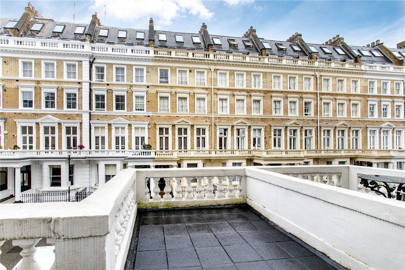 Flat Old Brompton Road in Greater London