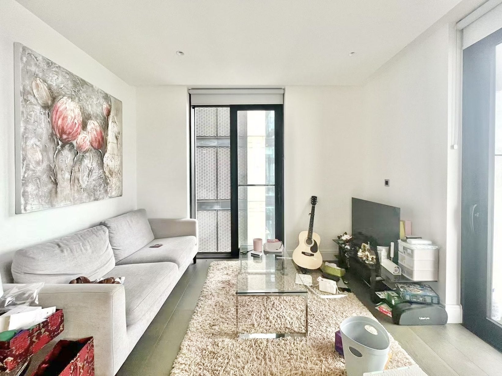 Flat Albert Embankment in Greater London