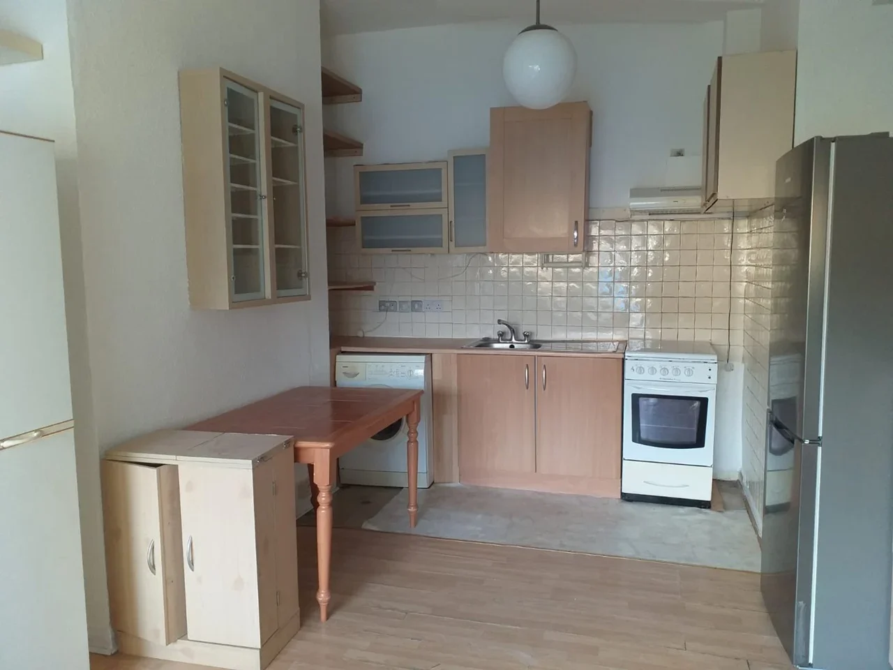 Flat Friern Barnet Road in Greater London