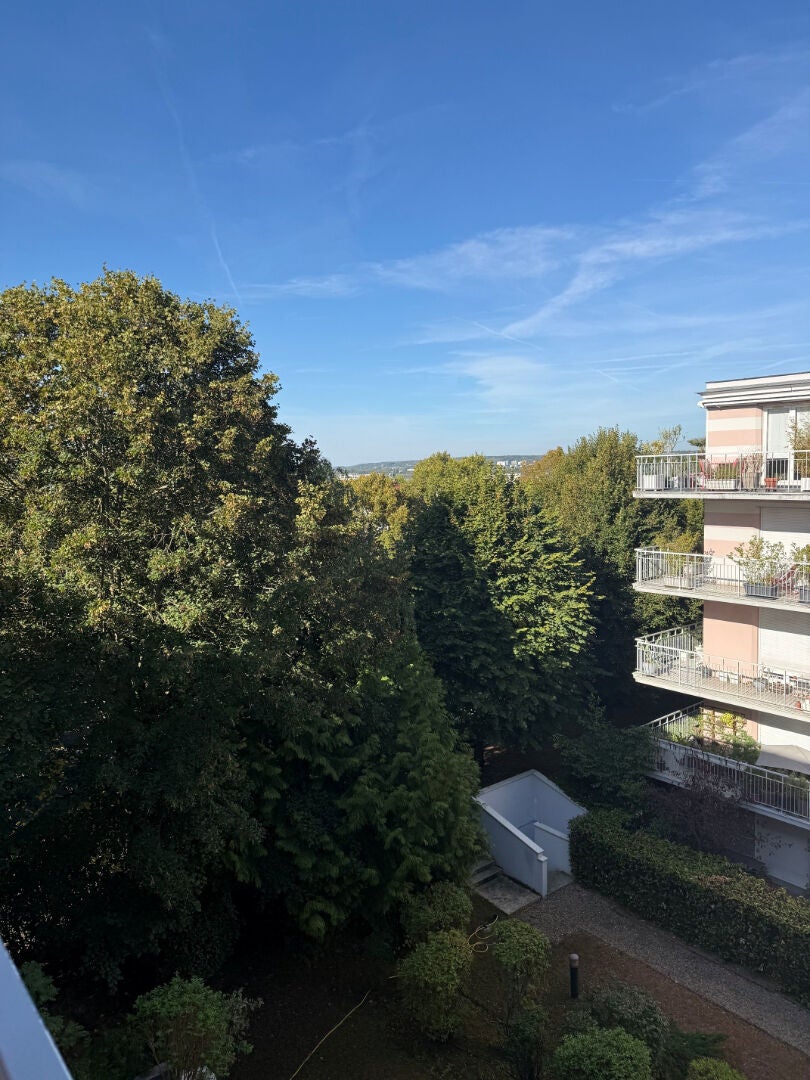 Flat Avenue du Général Leclerc in L'Haÿ-les-Roses