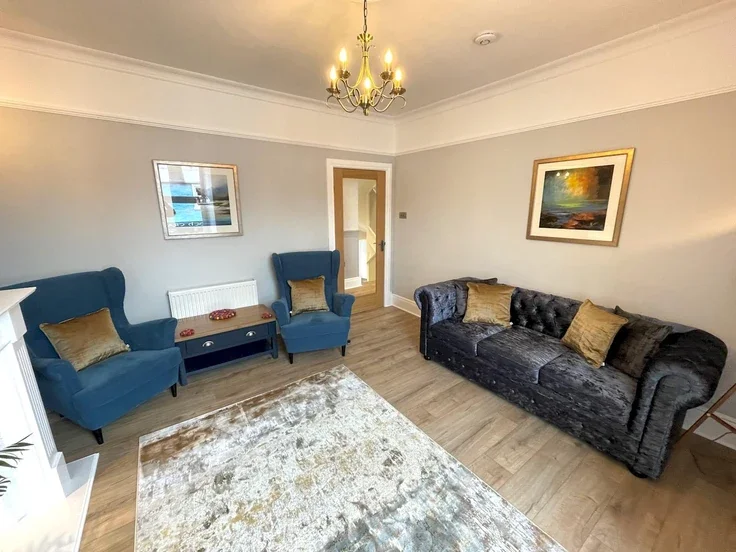 Flat Gladstone Place in Kirkcudbright