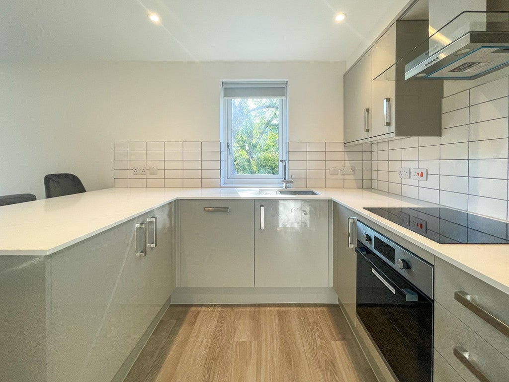Flat Hudson Close in Cambridge