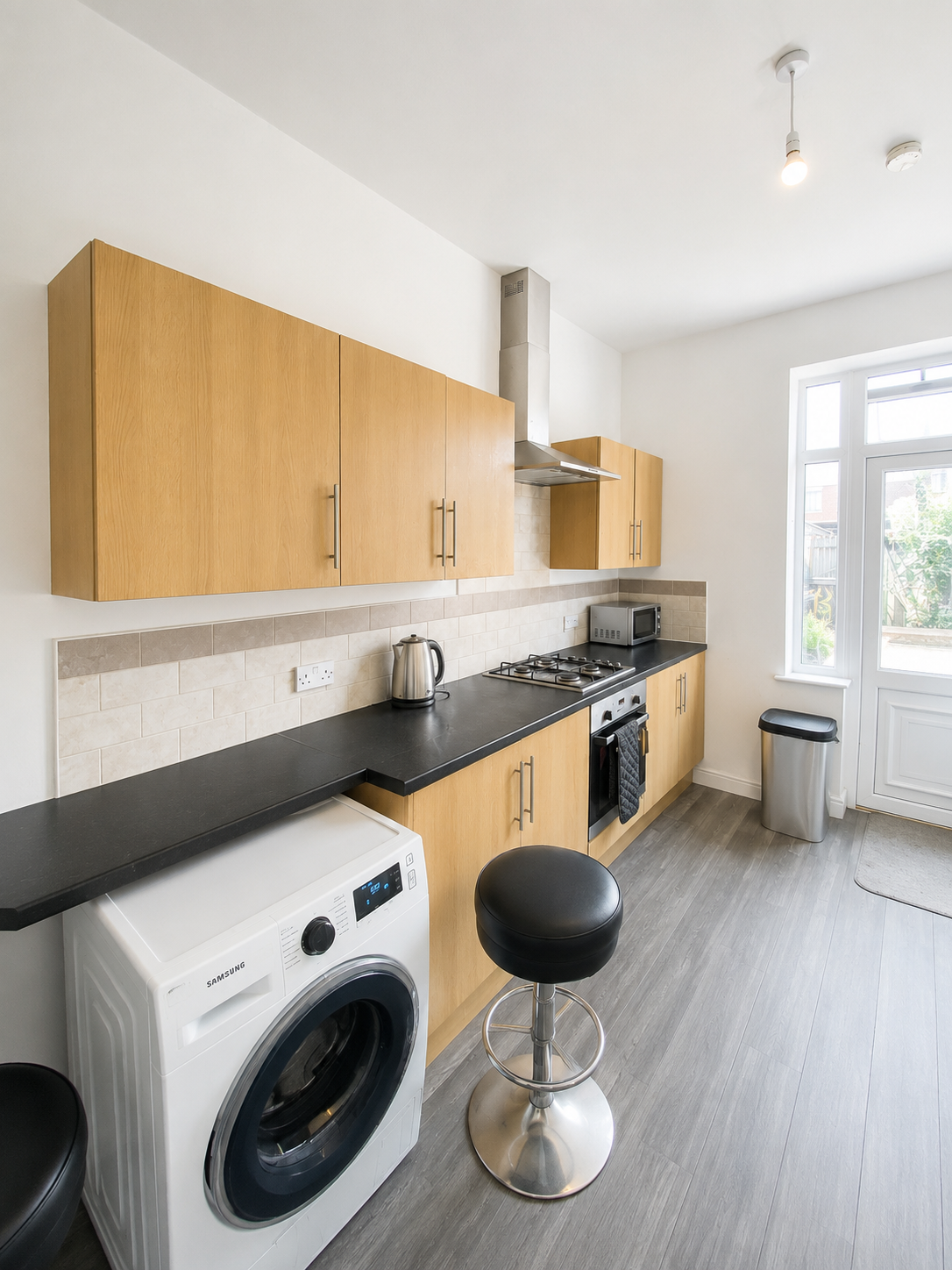 Room Elmfield Road in Doncaster