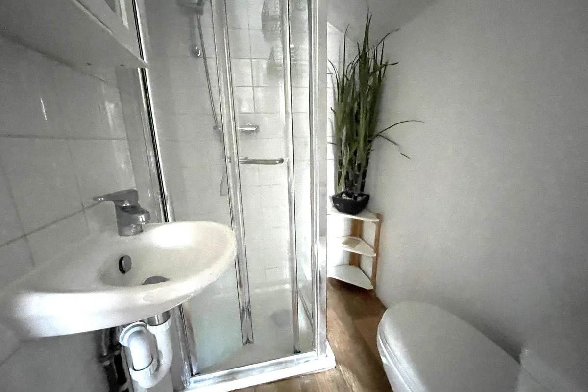 Flat Watling Street in Hertsmere