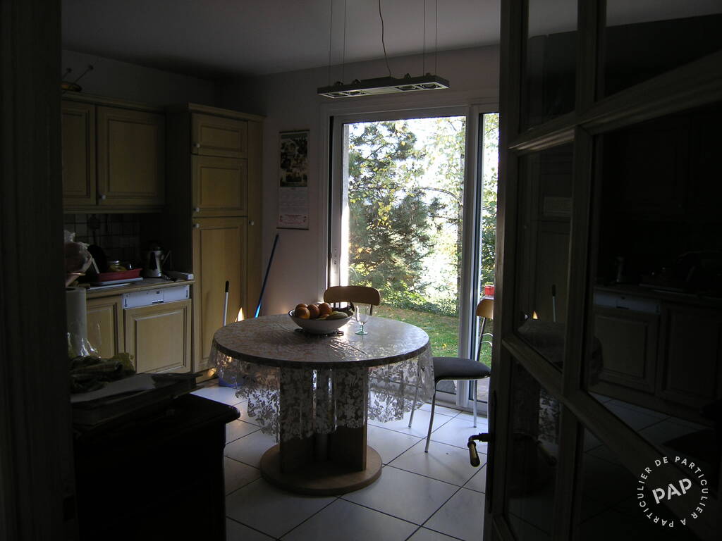 House Rue Béatrice de Savoie in La Motte-Servolex