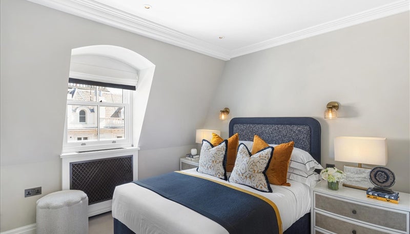 Flat Prince of Wales Terrace in Greater London