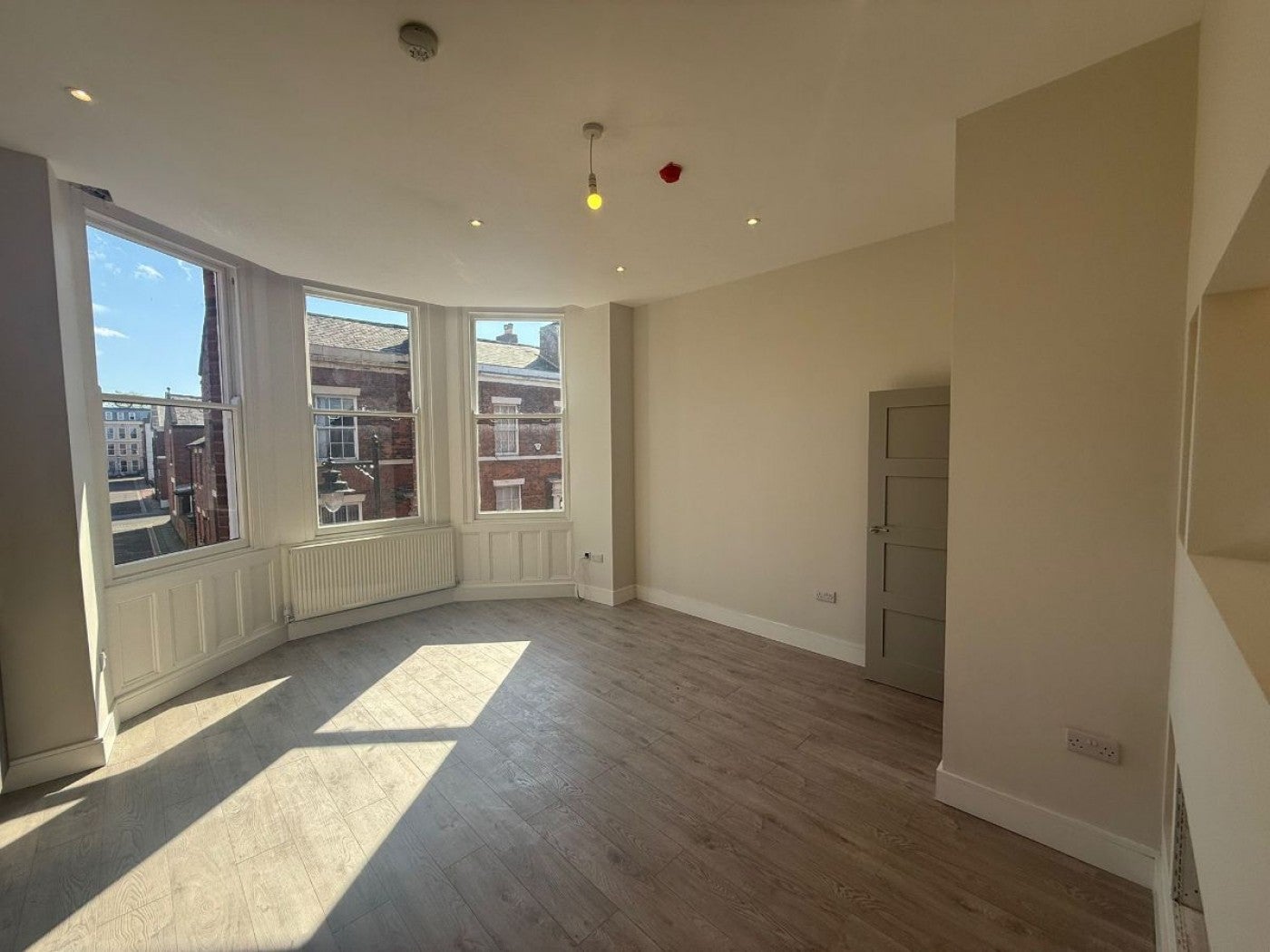 Flat Ribblesdale Place in Preston