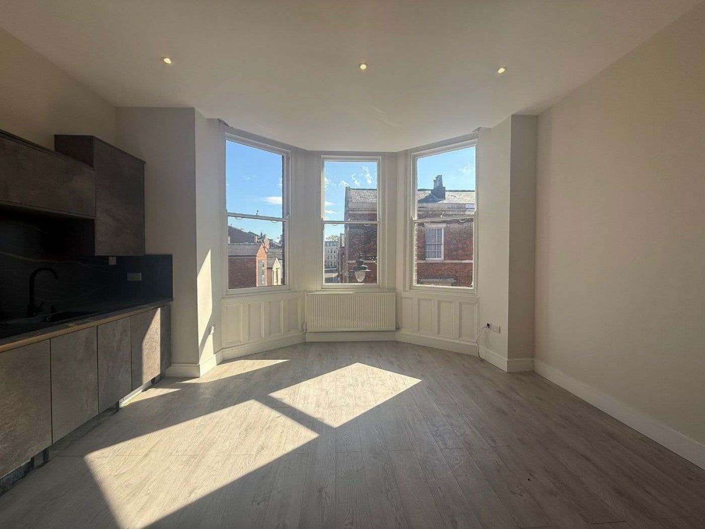 Flat Ribblesdale Place in Preston