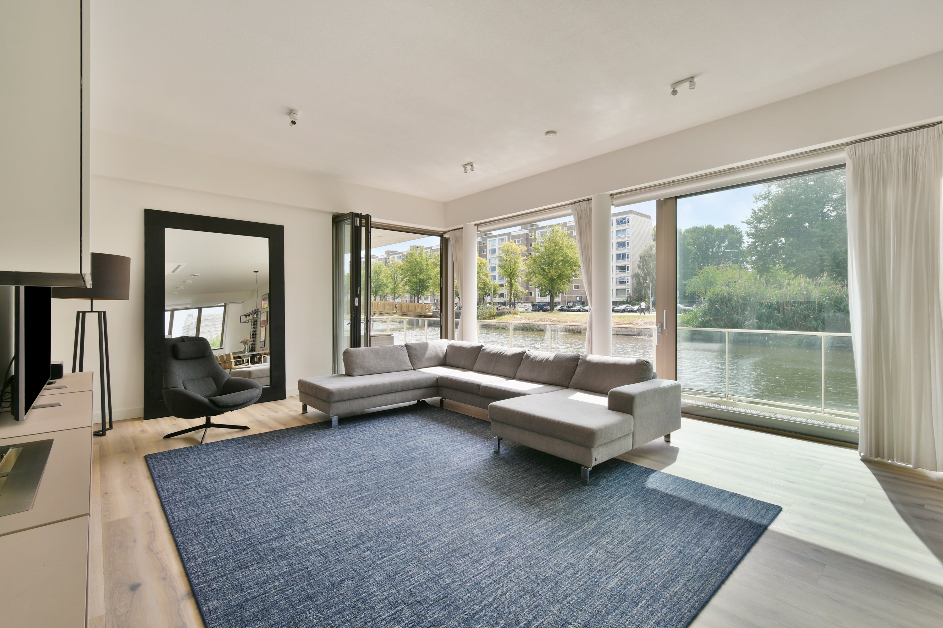 Appartement te koop: Leo Smitstraat 65, Amsterdam