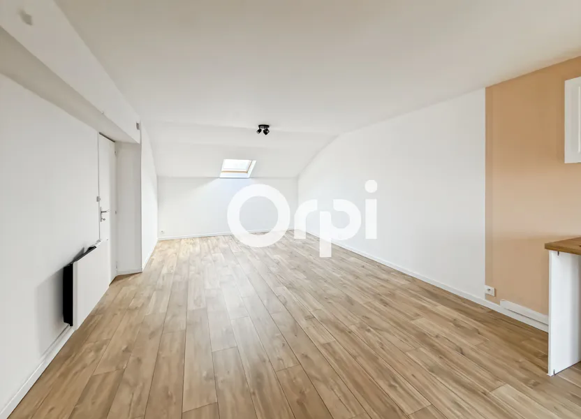 Flat Grande Rue in Saint-Martin-en-Haut
