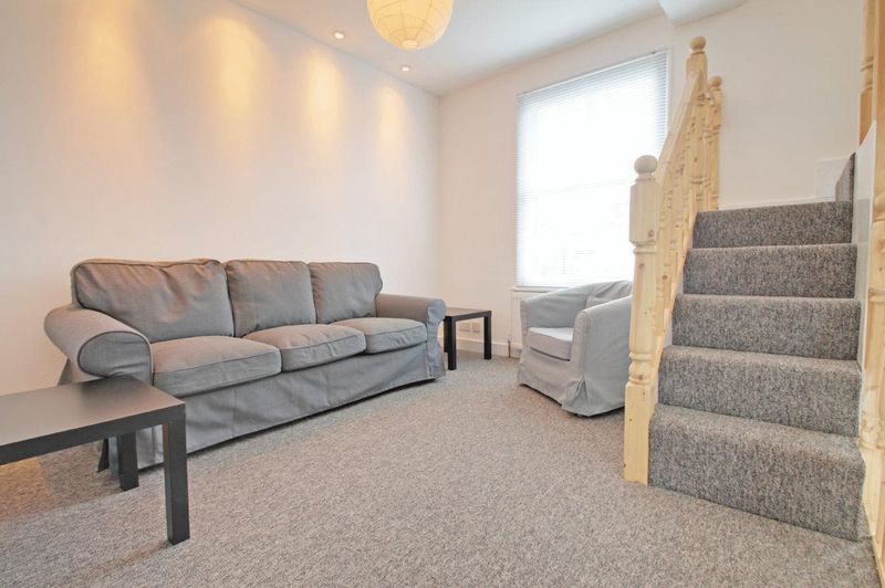 Flat Princess Street in Greater London