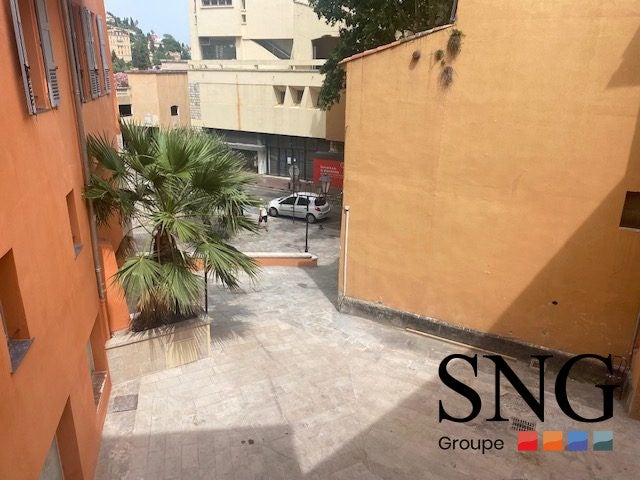 Flat Impasse des Fainéants in Grasse