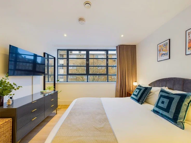 Flat Frampton Street in City of Westminster