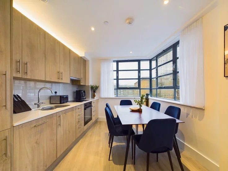 Flat Frampton Street in City of Westminster