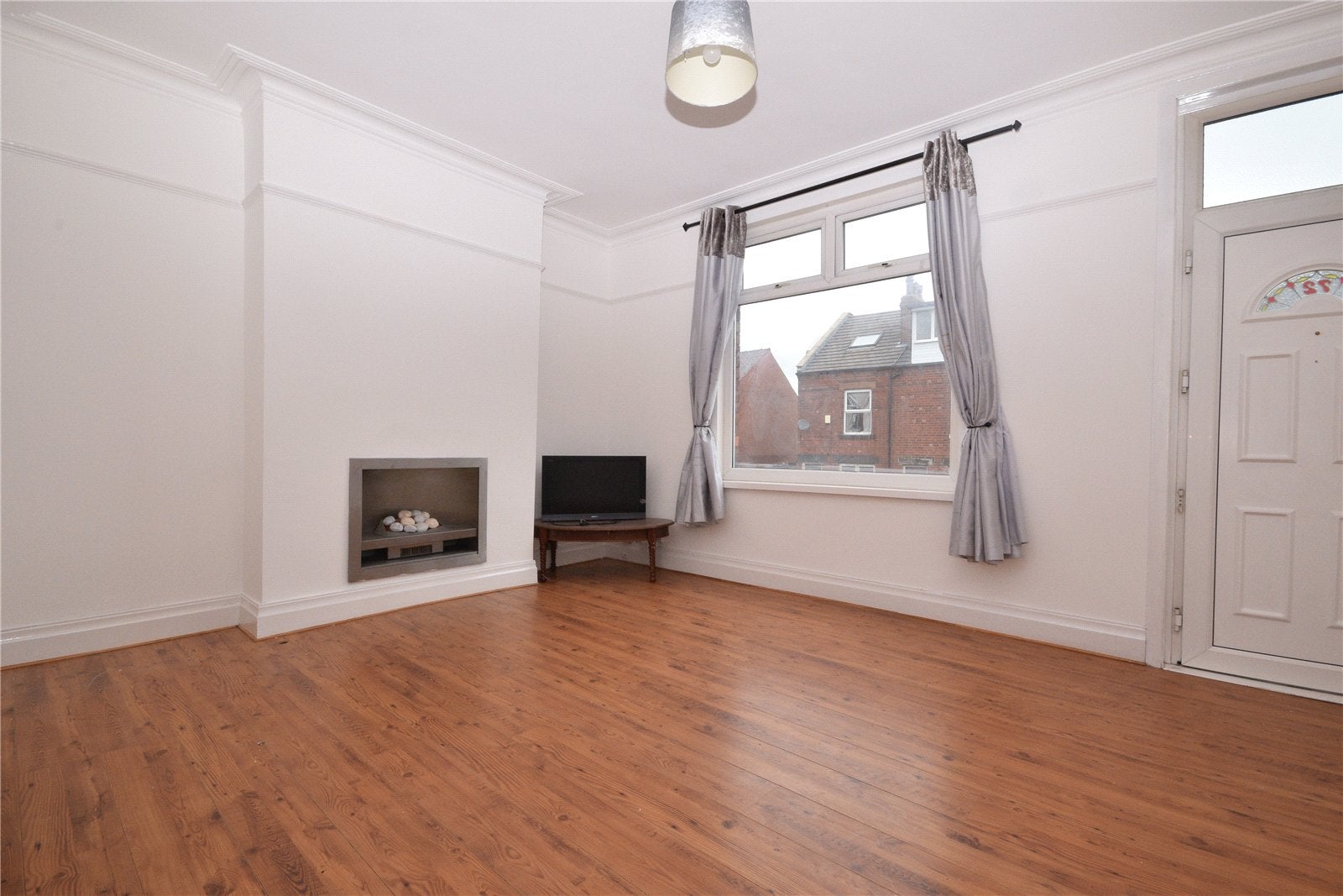 House Aston Mount in Leeds