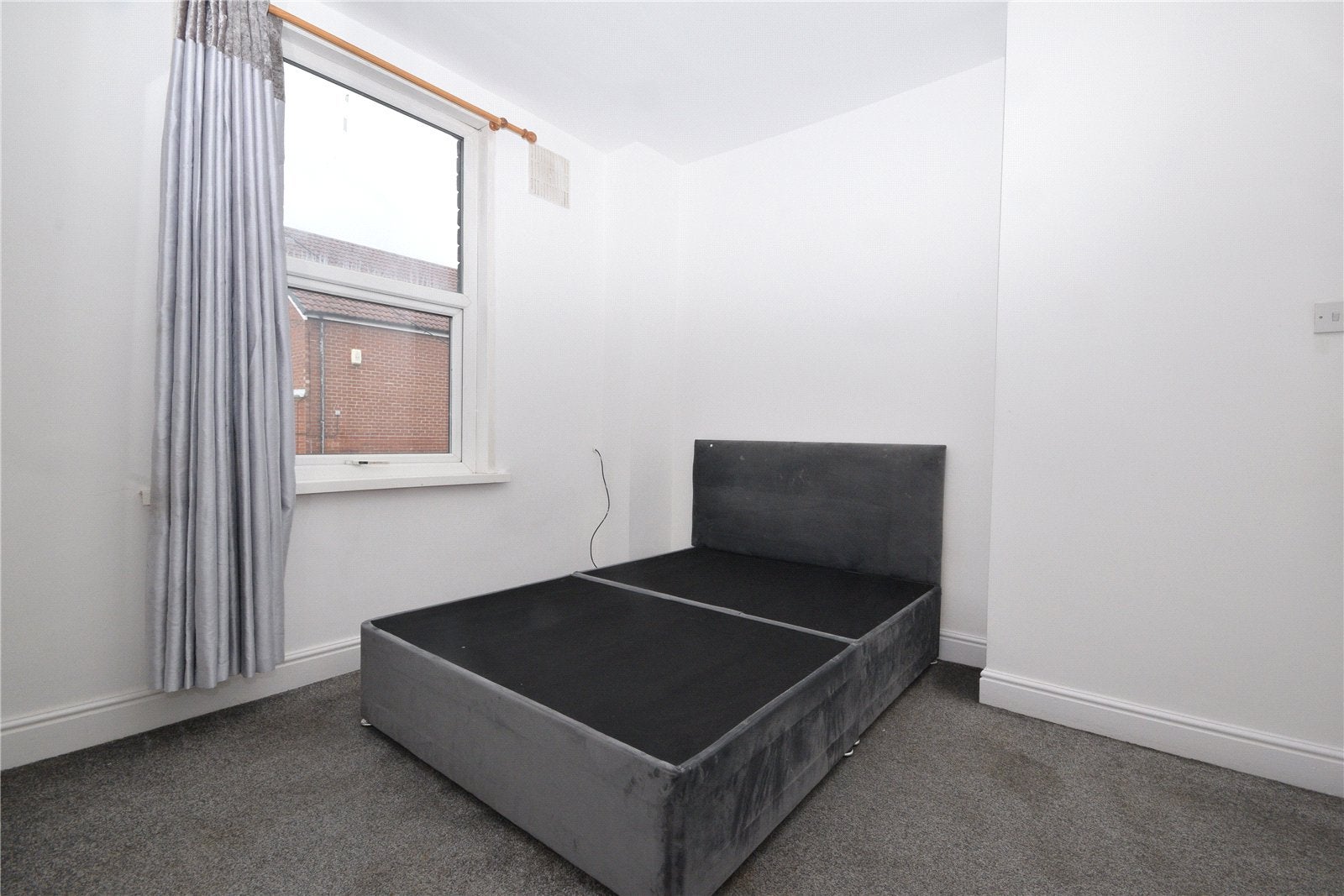 House Aston Mount in Leeds