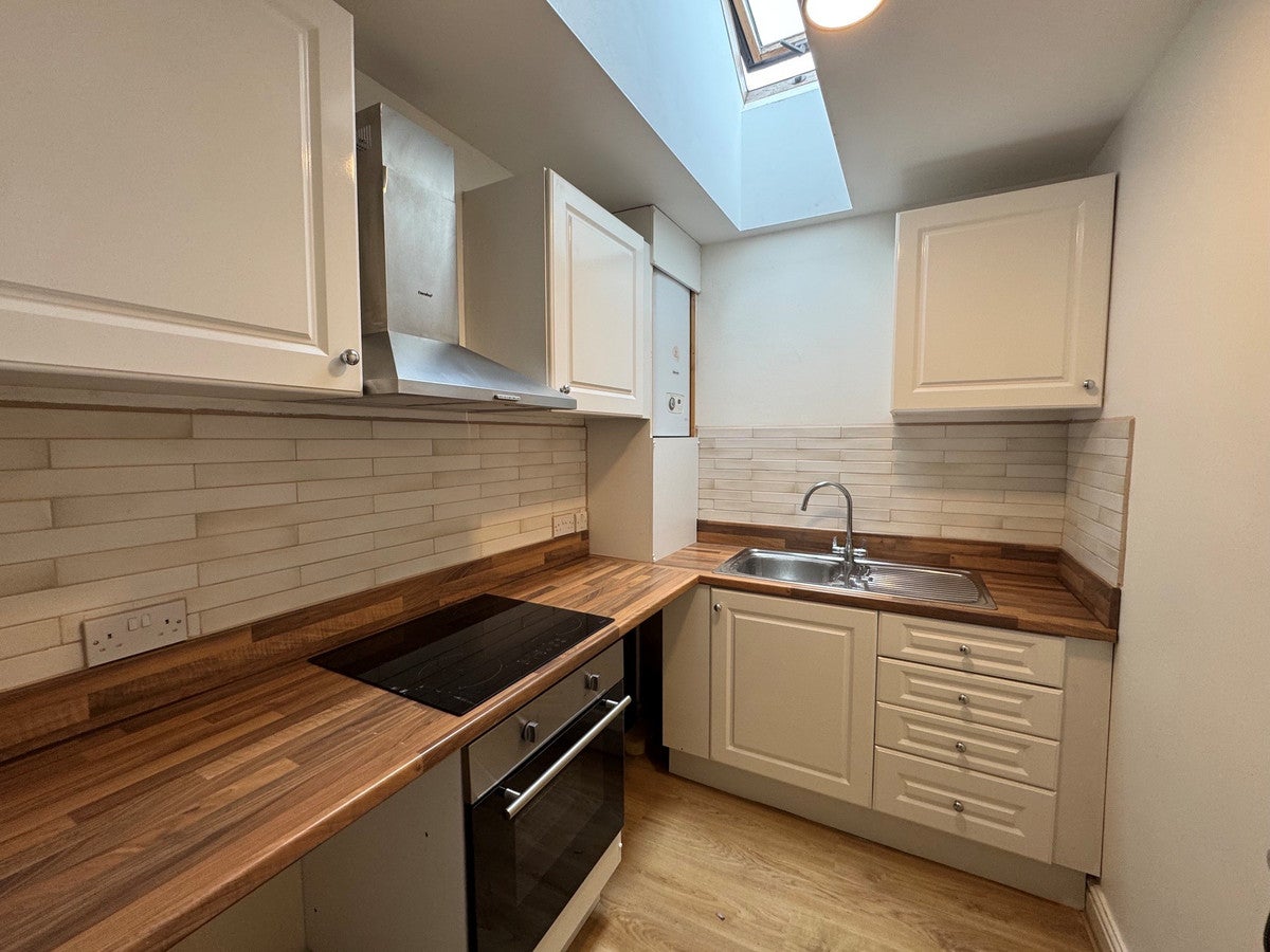 Flat Clifton Street in Borough of Fylde