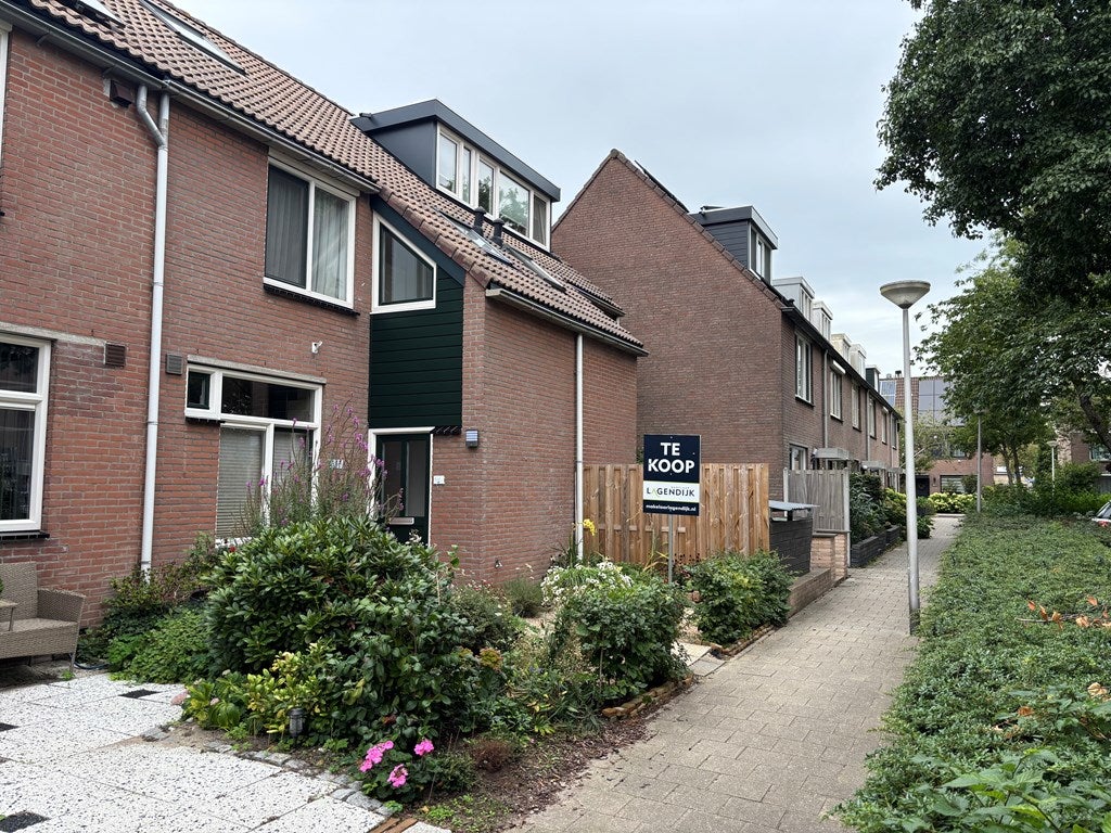 Huis Mezendaal 330 in Nieuwerkerk aan den IJssel