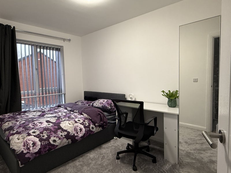 House Highwood Close in Bolton