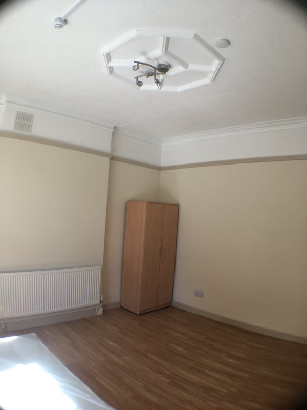 Flat Pelham Avenue in Nottingham