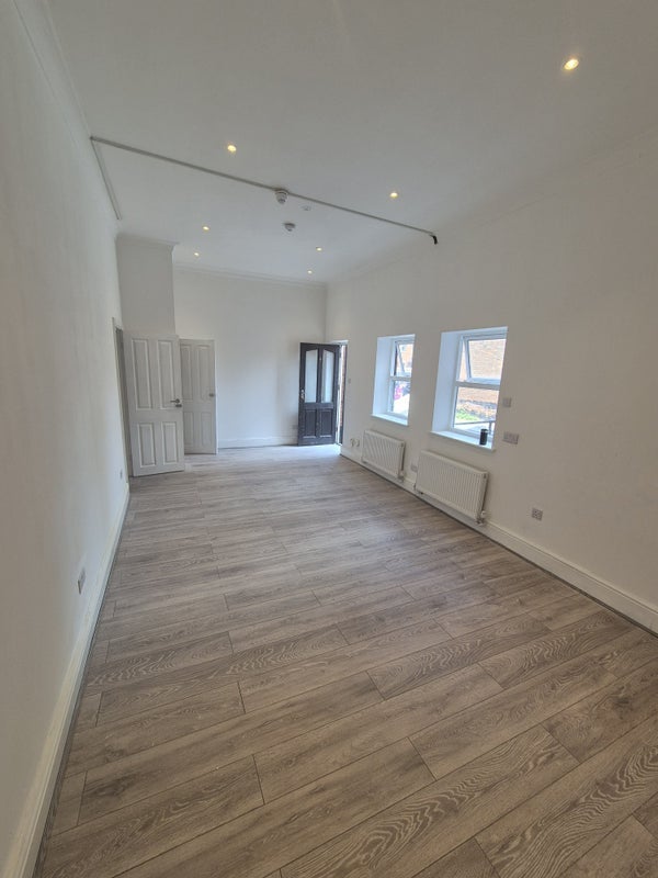 Flat Pelham Avenue in Nottingham