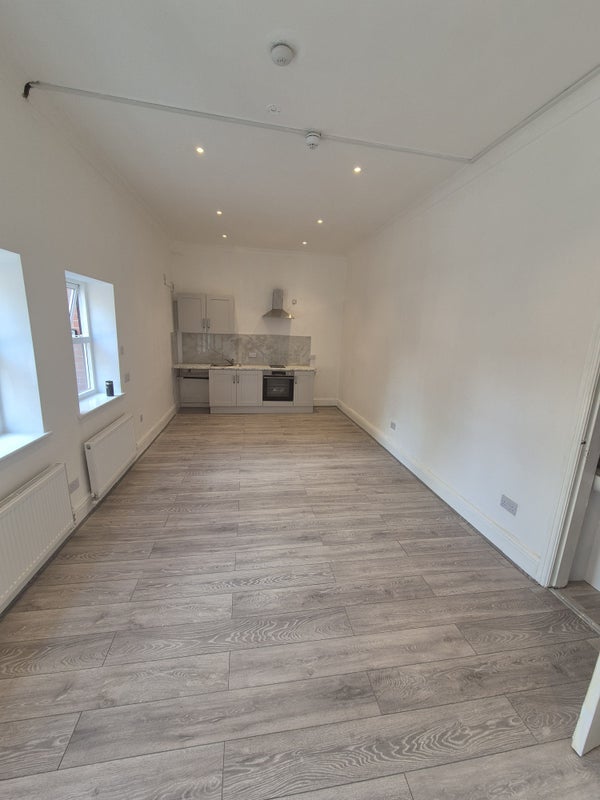 Flat Pelham Avenue in Nottingham