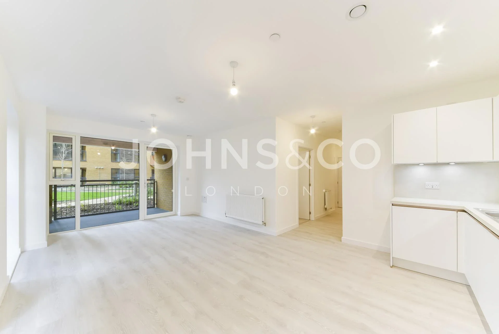 Flat East Acton Lane in Greater London