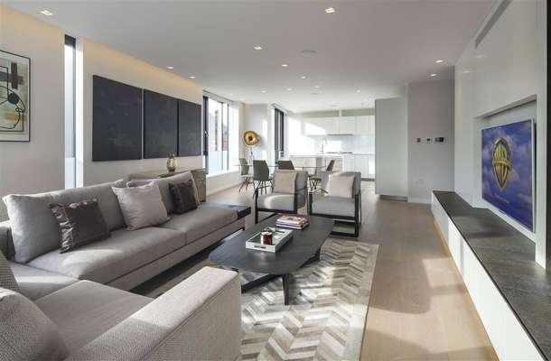 House Nutley Terrace in Greater London