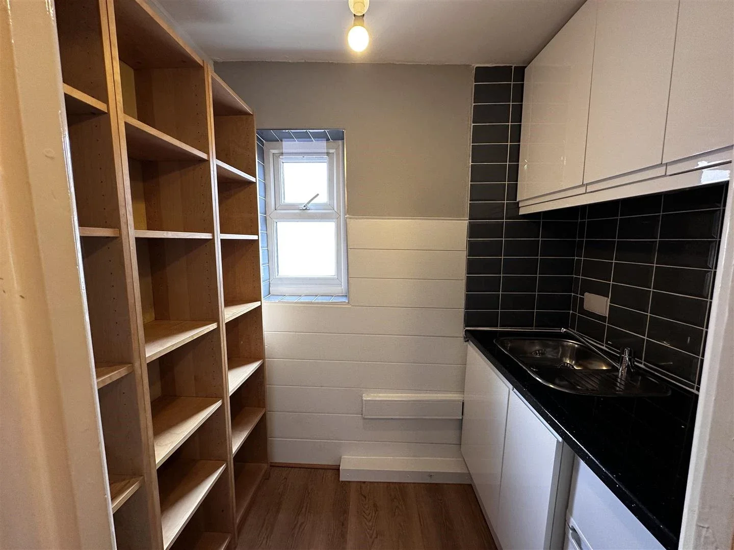 Room St Albans Crescent in Greater London